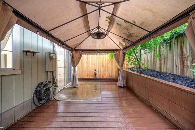 3160 Navion Ct, Cameron Park, CA 95682
