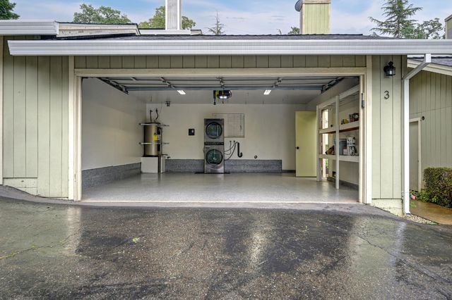 3160 Navion Ct, Cameron Park, CA 95682