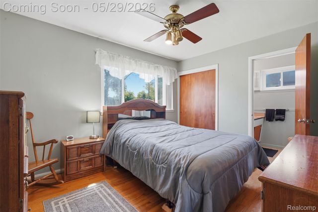 24237 Roxana Avenue, Eastpointe, MI 48021