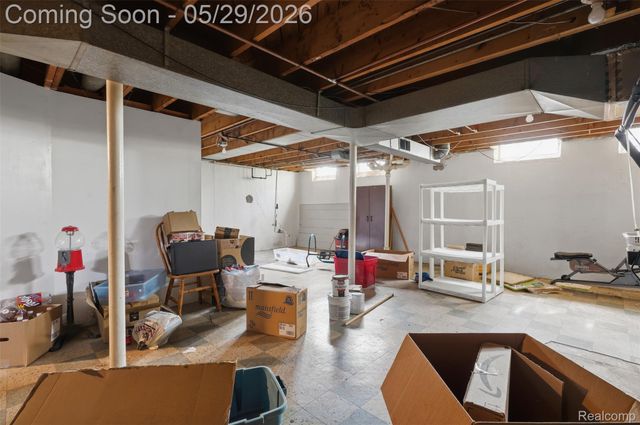 24237 Roxana Avenue, Eastpointe, MI 48021