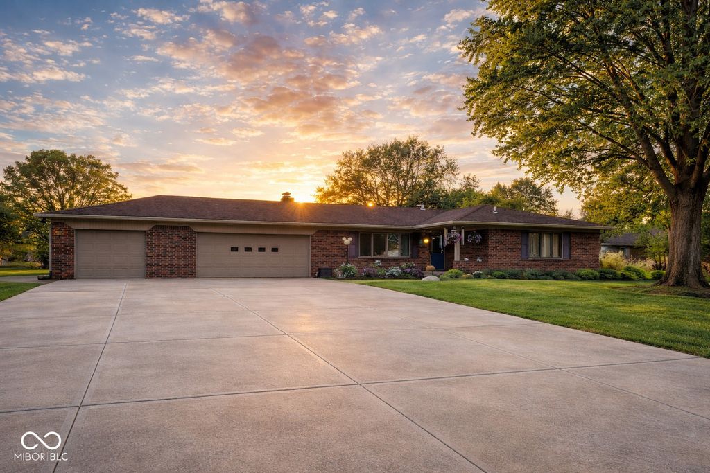 7981 Acre Lane, Brownsburg, IN 46112