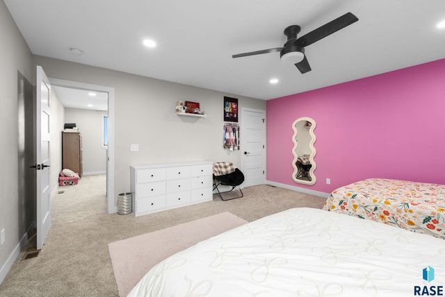 203 Central Cir Circle, Sioux Falls, SD 57032