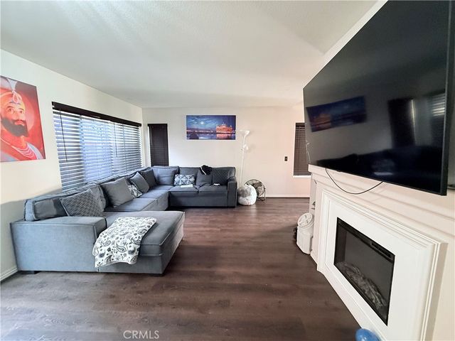 25323 Bayside, Harbor City, CA 90710