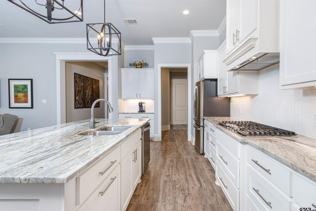 7630 Princedale, Tyler, TX 75703