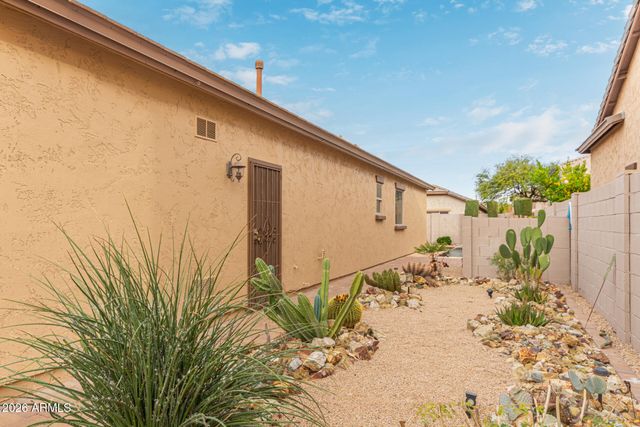 9058 W Redbird Road, Peoria, AZ 85383