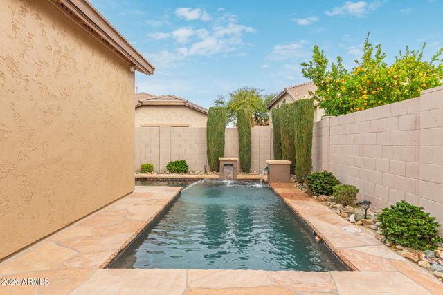 9058 W Redbird Road, Peoria, AZ 85383