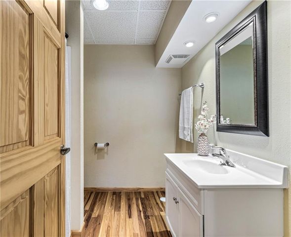 924 James Street, Eau Claire, WI 54703