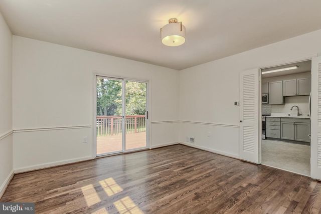 9902 BELHAVEN RD, Bethesda, MD 20817