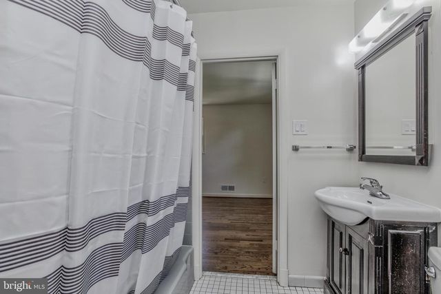9902 BELHAVEN RD, Bethesda, MD 20817