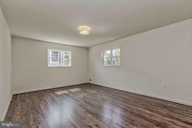 9902 BELHAVEN RD, Bethesda, MD 20817