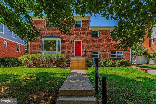 9902 BELHAVEN RD, Bethesda, MD 20817