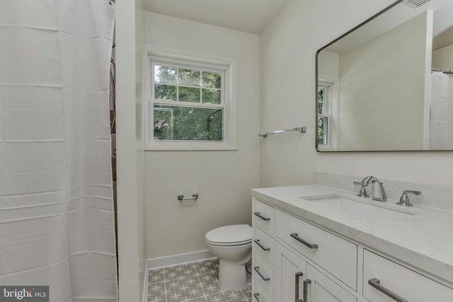 9902 BELHAVEN RD, Bethesda, MD 20817