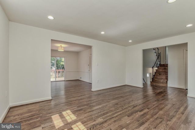 9902 BELHAVEN RD, Bethesda, MD 20817
