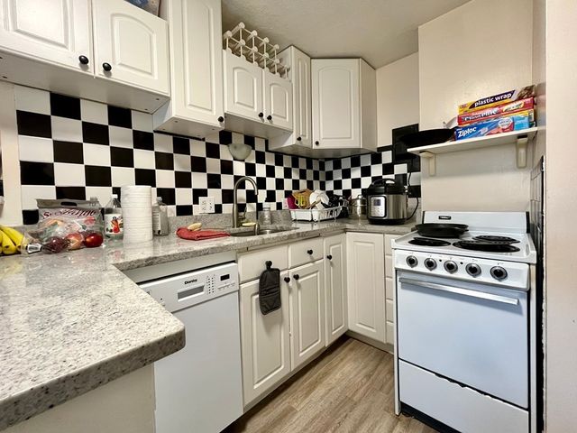 34 Clark St 6, Arlington, MA 02476