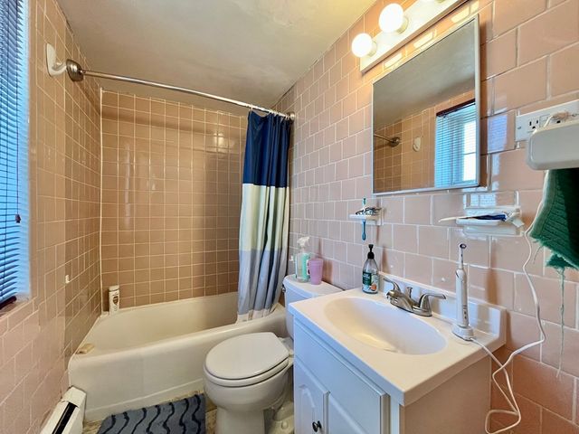 34 Clark St 6, Arlington, MA 02476