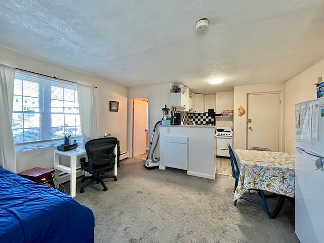 34 Clark St 6, Arlington, MA 02476