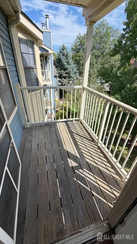 338 Cozzens Court, East Brunswick, NJ 08816