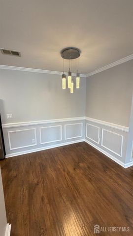 338 Cozzens Court, East Brunswick, NJ 08816