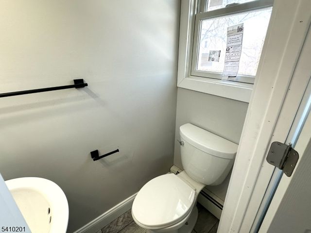 28 Beardslee Hill Dr, Ogdensburg Boro, NJ 07439