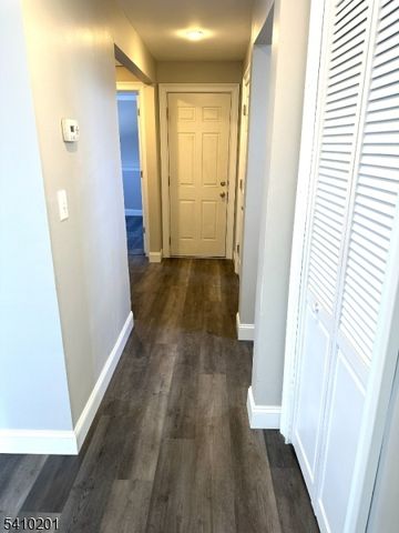 28 Beardslee Hill Dr, Ogdensburg Boro, NJ 07439