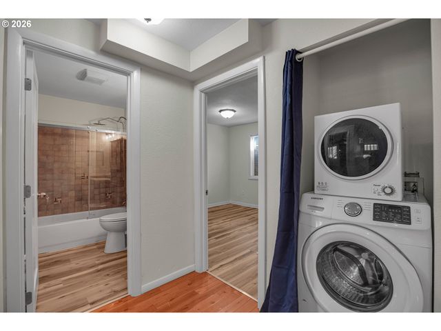 4956 Ne 9TH Ave 2, Portland, OR 97211