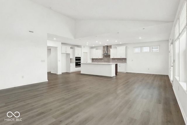 6736 Thresher Pass, Mccordsville, IN 46055