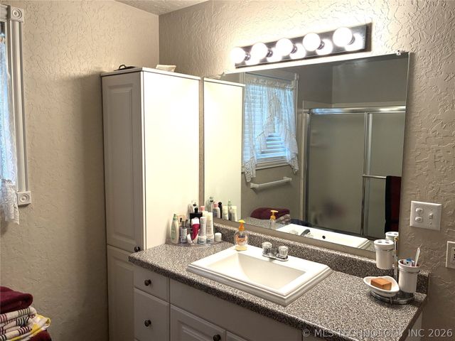 8861 Apple Street, Kingston, OK 73439