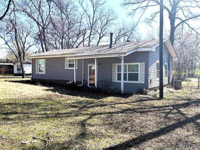 8861 Apple Street, Kingston, OK 73439