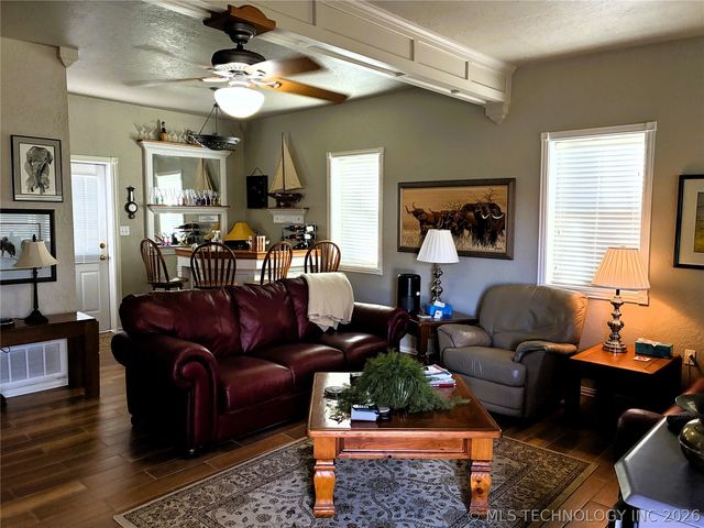 8861 Apple Street, Kingston, OK 73439