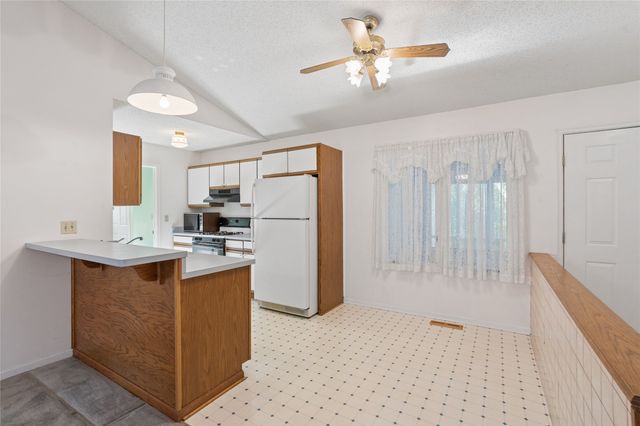 5101 NW 66th Avenue, Johnston, IA 50131