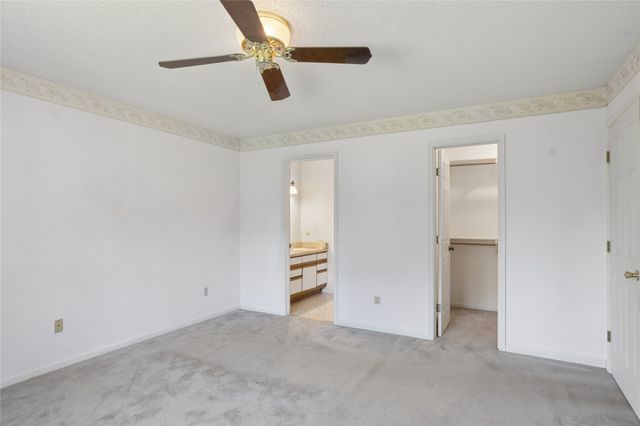 5101 NW 66th Avenue, Johnston, IA 50131