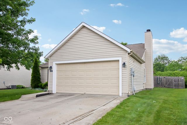 18813 Pilot Mills Drive, Noblesville, IN 46062