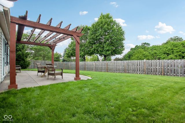 18813 Pilot Mills Drive, Noblesville, IN 46062