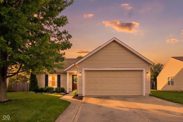 18813 Pilot Mills Drive, Noblesville, IN 46062