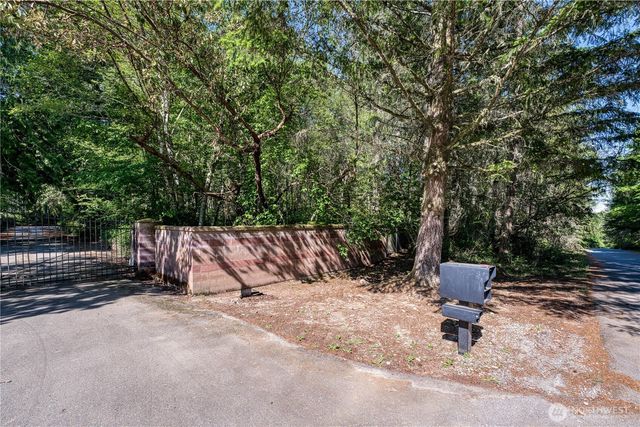 20116 9th Street SW, Lakebay, WA 98349