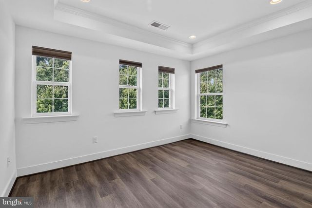 27 FAIRBANKS DR, Gaithersburg, MD 20877