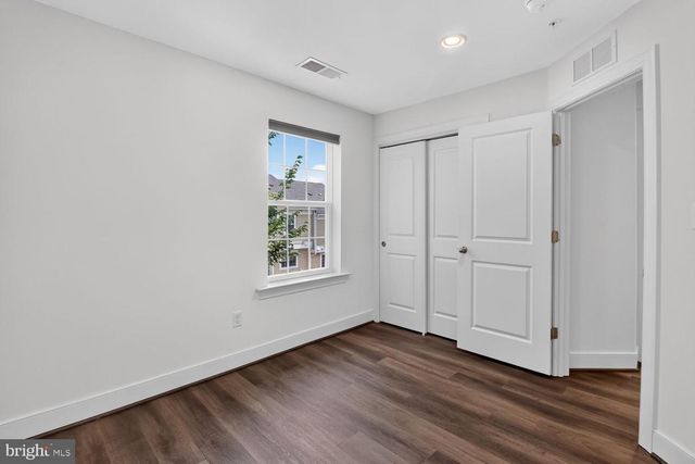27 FAIRBANKS DR, Gaithersburg, MD 20877