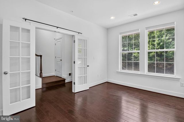 27 FAIRBANKS DR, Gaithersburg, MD 20877