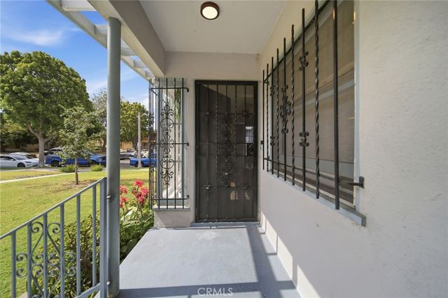 5651 Clemson Street, Los Angeles, CA 90016