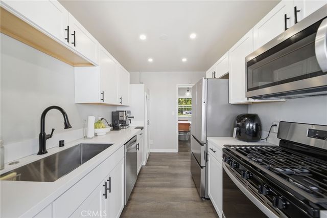 5651 Clemson Street, Los Angeles, CA 90016