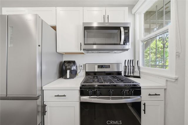 5651 Clemson Street, Los Angeles, CA 90016