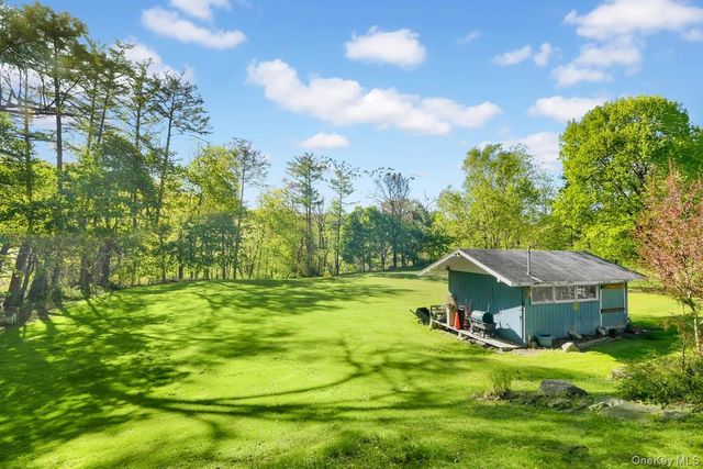 225 Lafayette Avenue, Cortlandt Manor, NY 10567