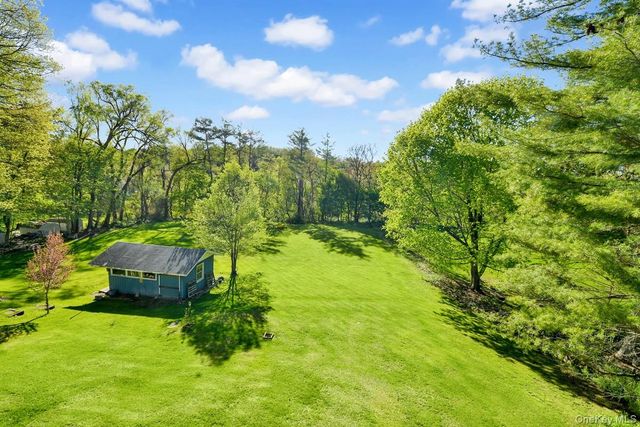 225 Lafayette Avenue, Cortlandt Manor, NY 10567