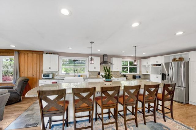 225 Lafayette Avenue, Cortlandt Manor, NY 10567