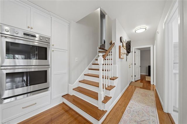 928 Enfield CHSE, Virginia Beach, VA 23452