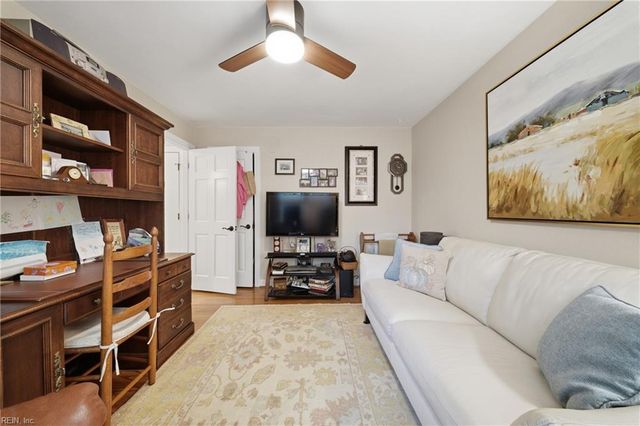 928 Enfield CHSE, Virginia Beach, VA 23452