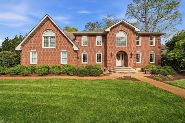 928 Enfield CHSE, Virginia Beach, VA 23452