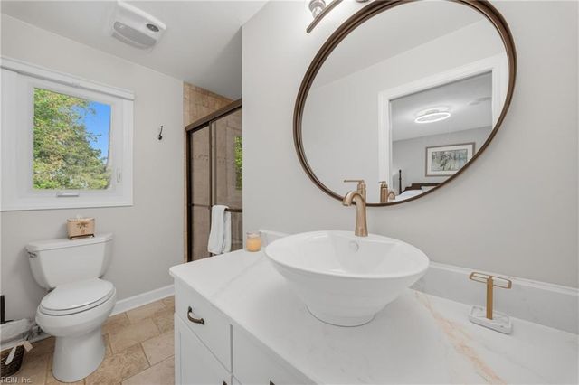 928 Enfield CHSE, Virginia Beach, VA 23452