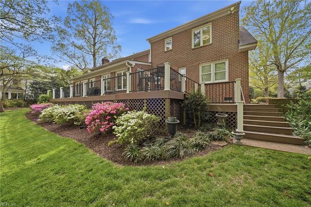 928 Enfield CHSE, Virginia Beach, VA 23452