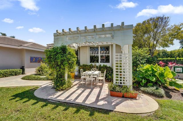 5970 SW 55th Street, Davie, FL 33314